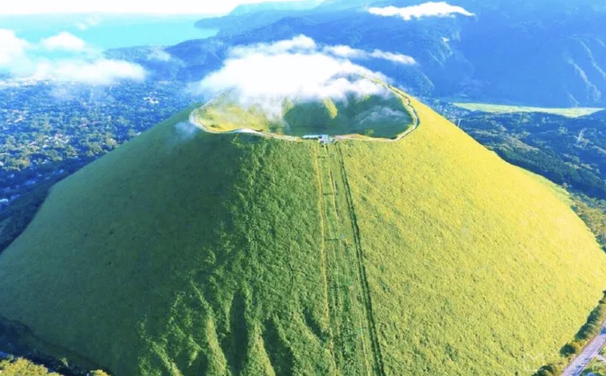 一泊二日　雲上伊豆と富士 ― 雅なるの旅